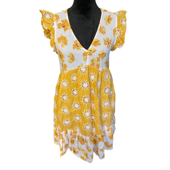 MELLODAY Dresses & Skirts - Yellow & White Floral Midi Dress With Lace Details By Melloday